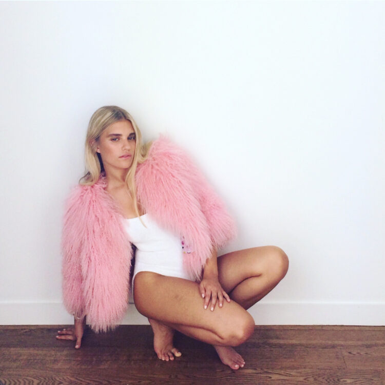 tigerlily taylor feet