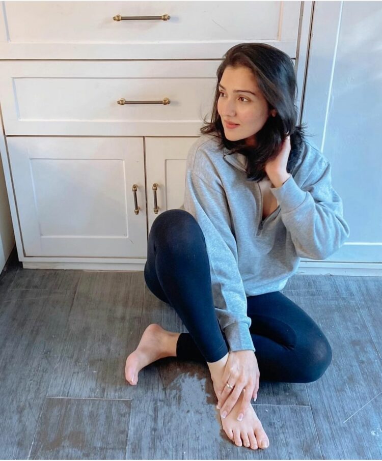 tina ahuja feet 4