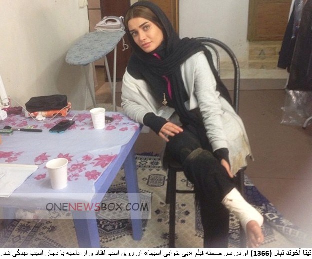 tina akhoondtabar feet 3