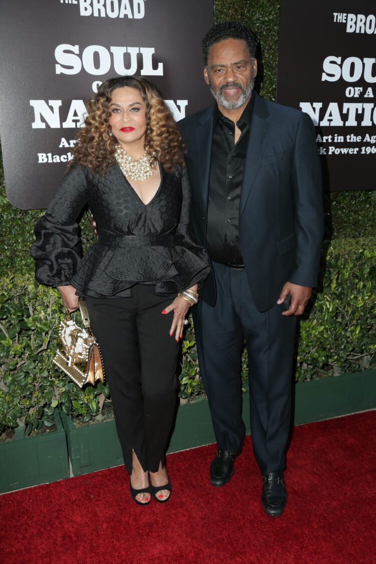 tina knowles feet scaled
