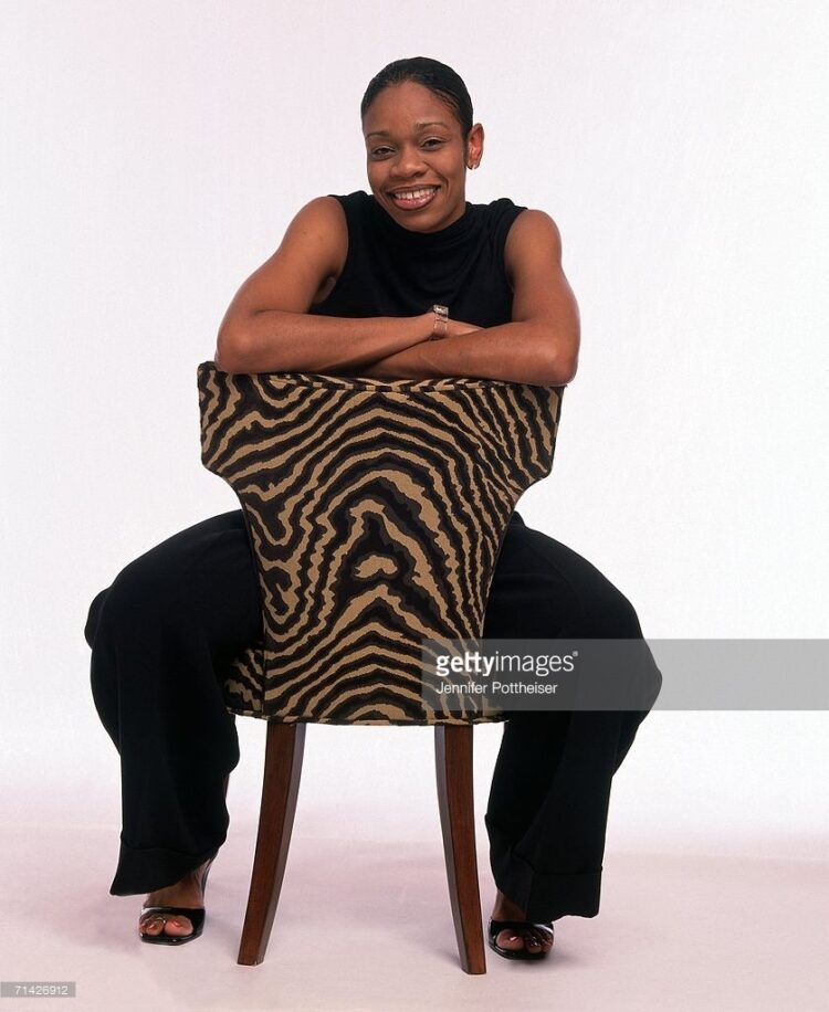 tina thompson feet 3