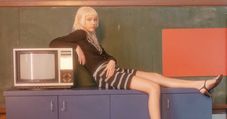 tina vanderwaal feet 3