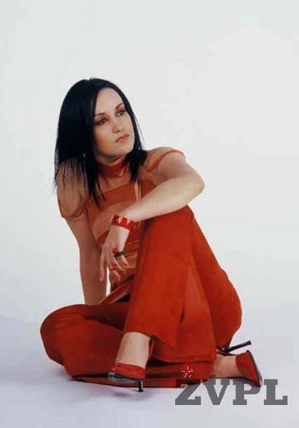 tinkara kovac feet 5