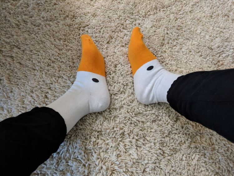 tinymakesthings feet