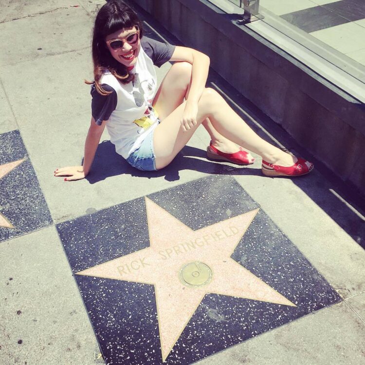 tipper newton feet 3