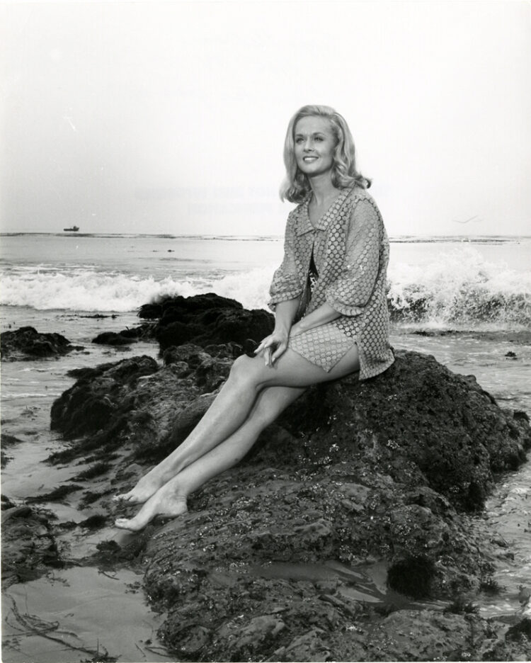 tippi hedren feet 3