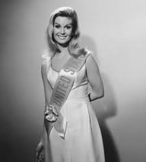 tisha sterling feet 5