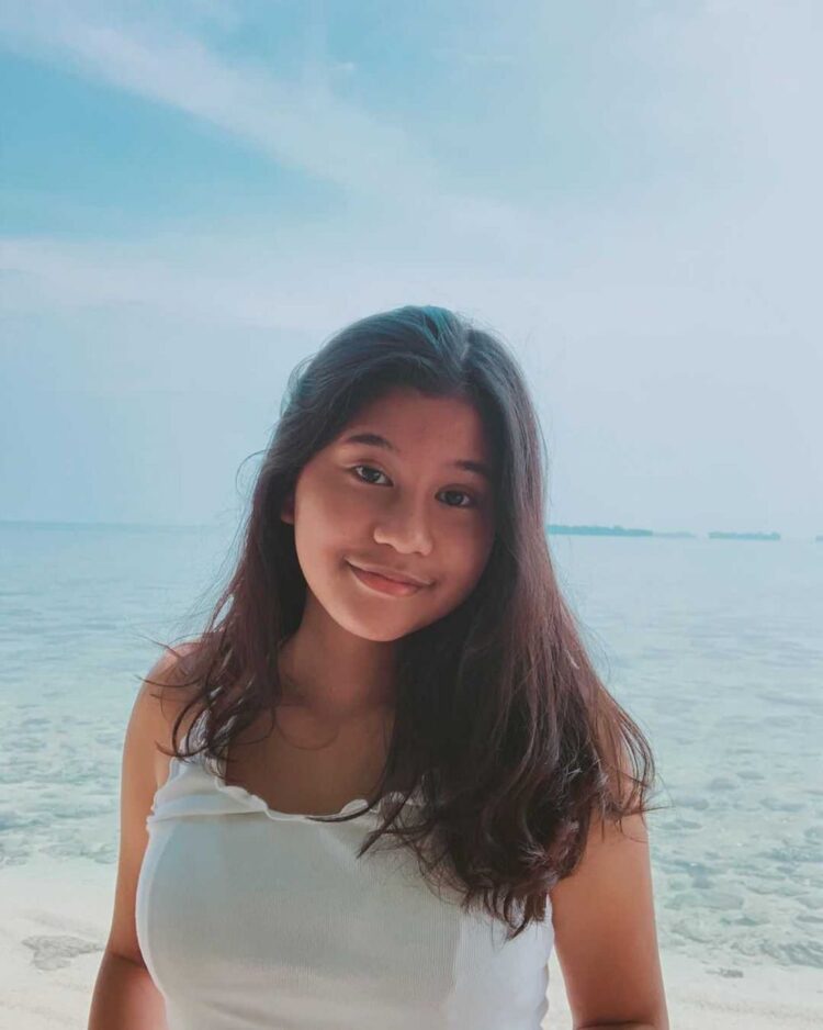 titi rajo bintang feet 4