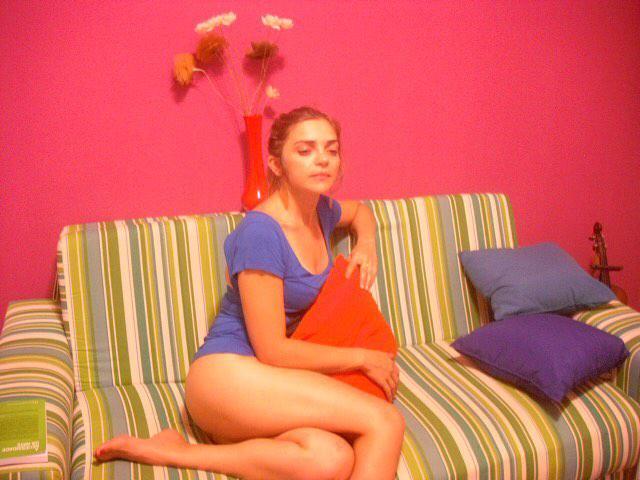 titina medeiros feet 5