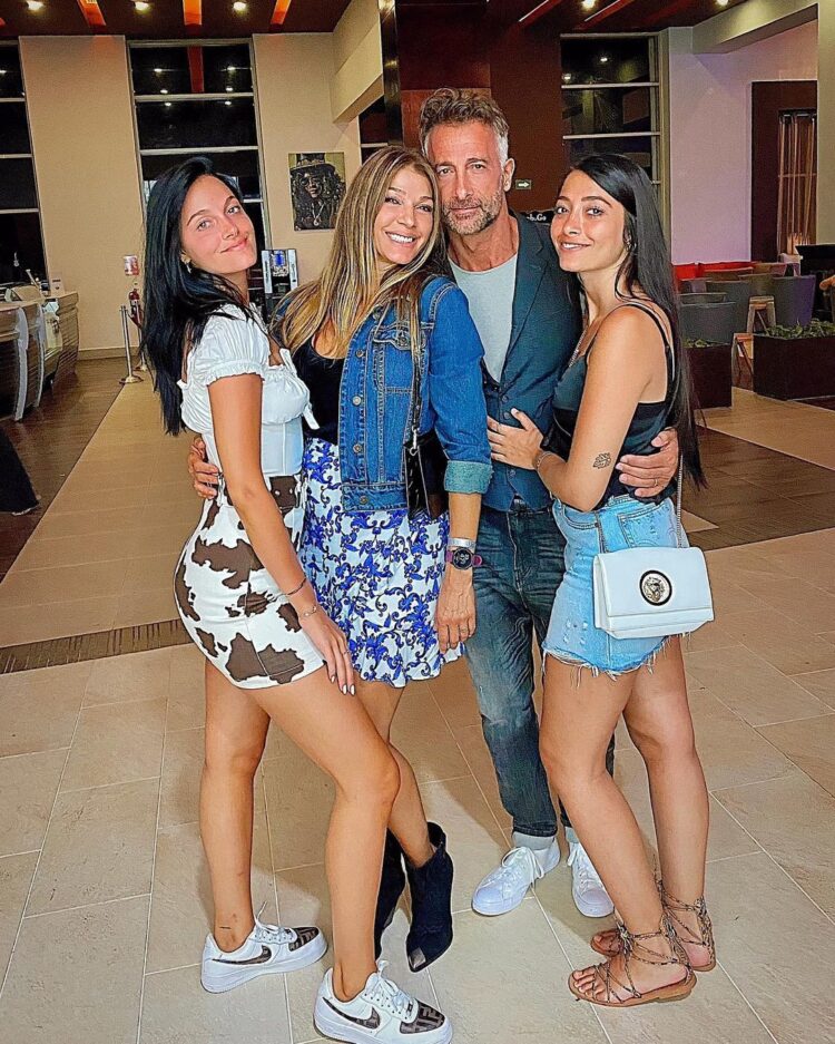 tiziana sabatini feet