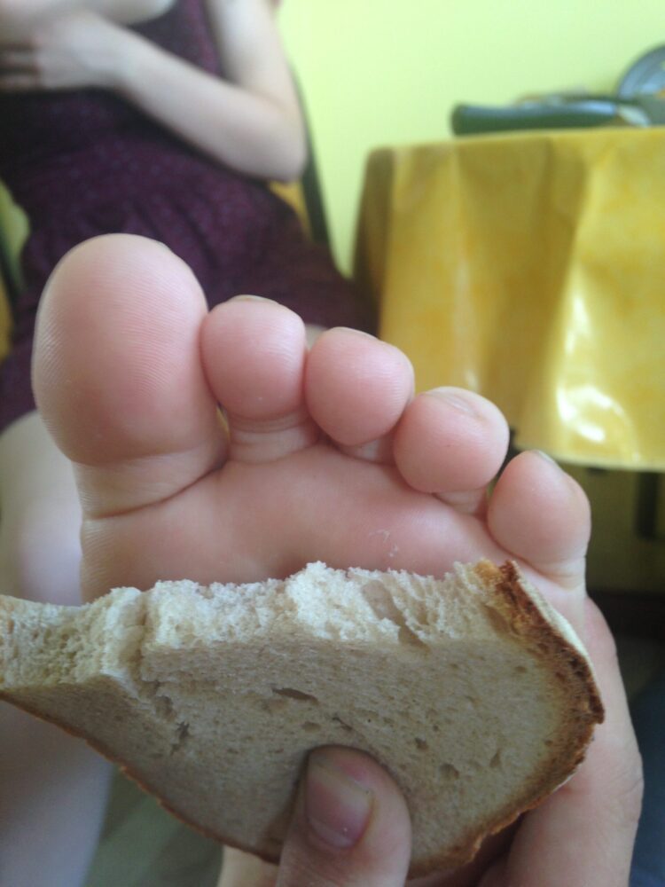 toastiie feet 3 scaled