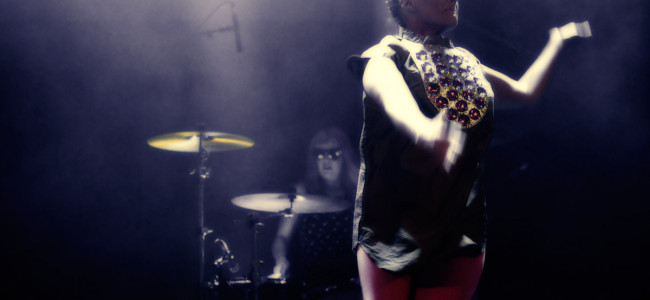 tobi vail feet 6