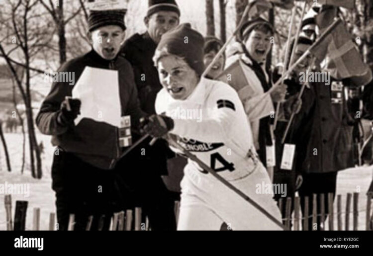 toini gustafsson feet 3