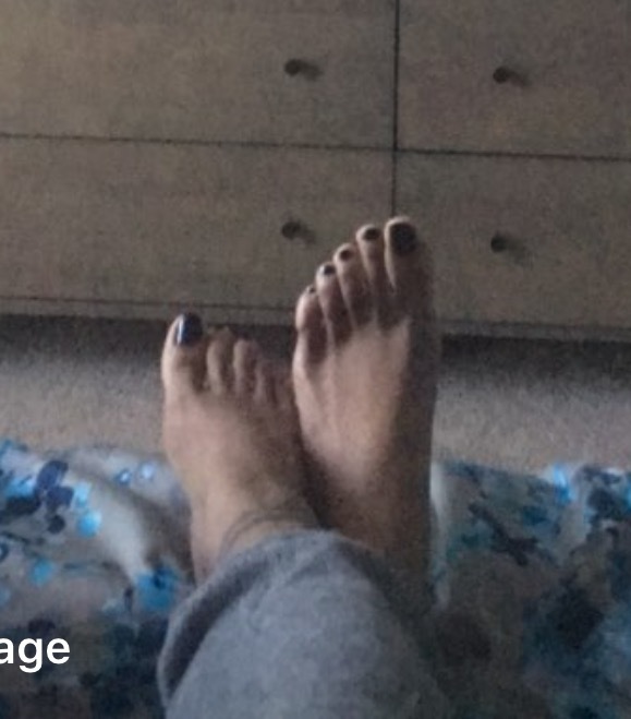 toks olagundoye feet 4