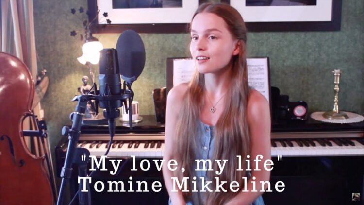 tomine mikkeline feet 5