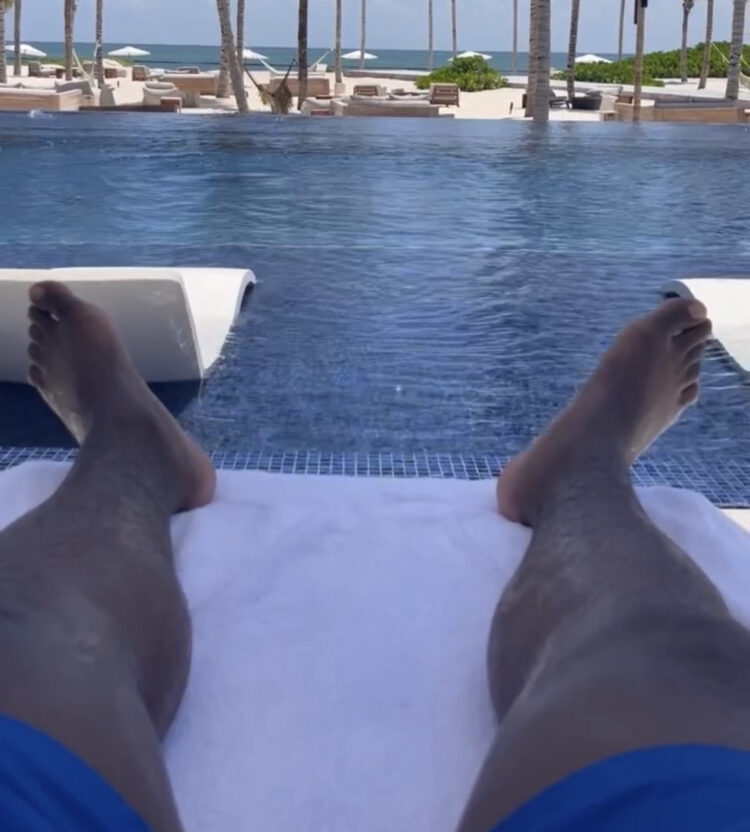 tommicus walker feet 4