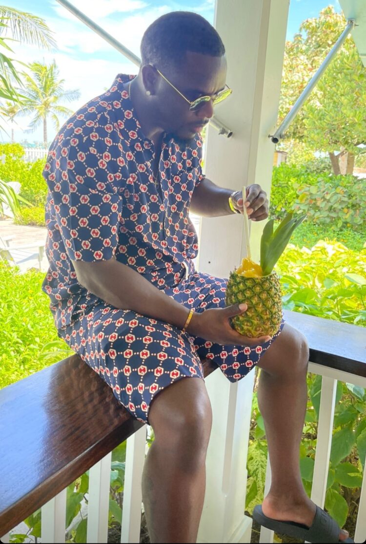 tommicus walker feet 5