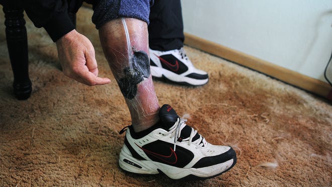 tommie mclaughlin feet 3