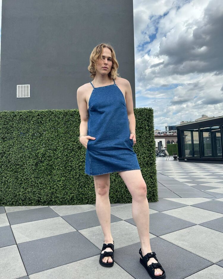 tommy dorfman feet 2