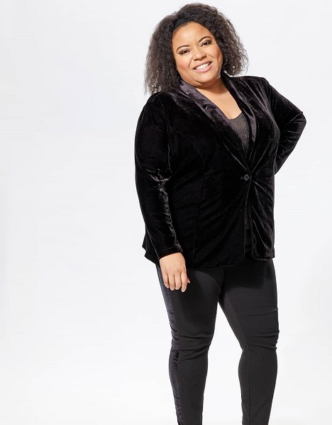 toneisha harris feet 1