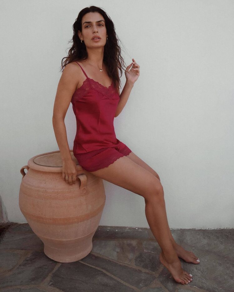 tonia sotiropoulou feet 4