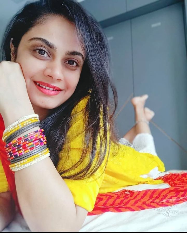 toral rasputra feet 2