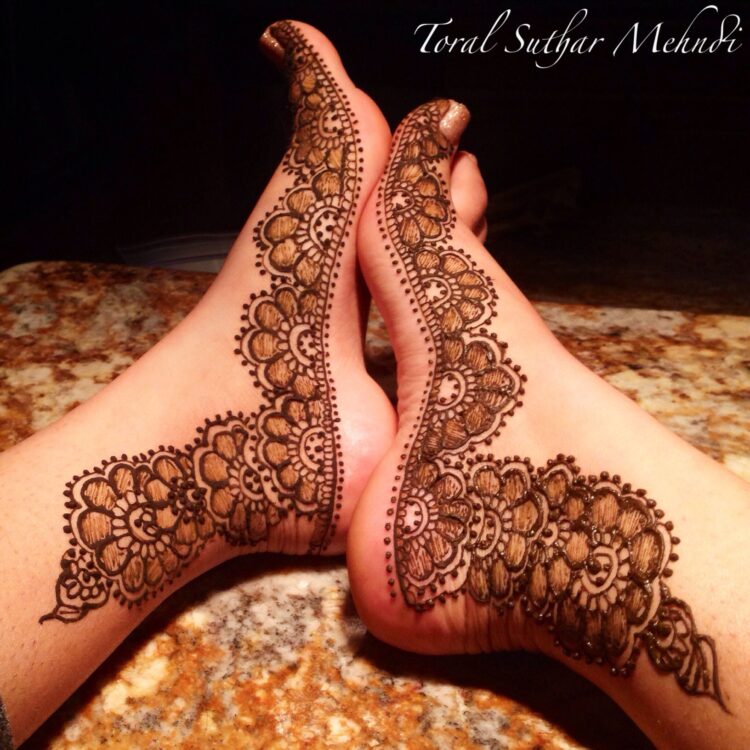 toral suthar feet