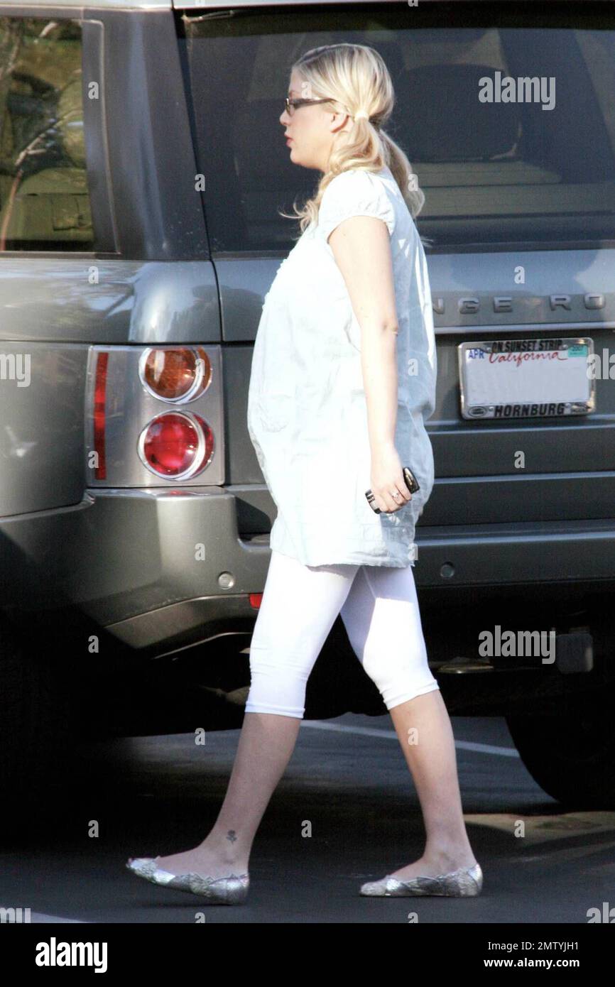 tori donofrio feet 2