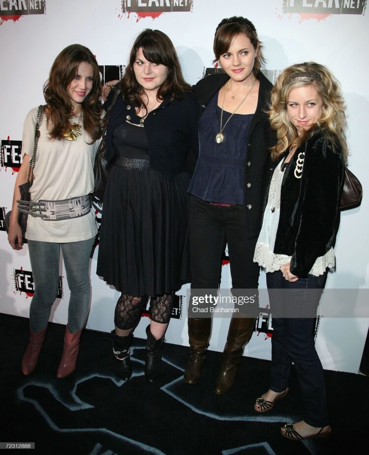 torry castellano feet 4