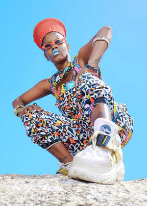 toya delazy feet 5