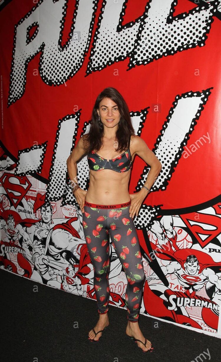 traci dinwiddie feet 2