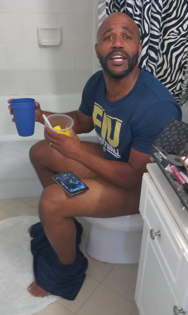 traci young byron feet