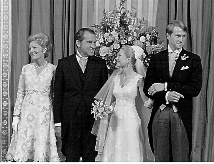 tricia nixon cox feet 6