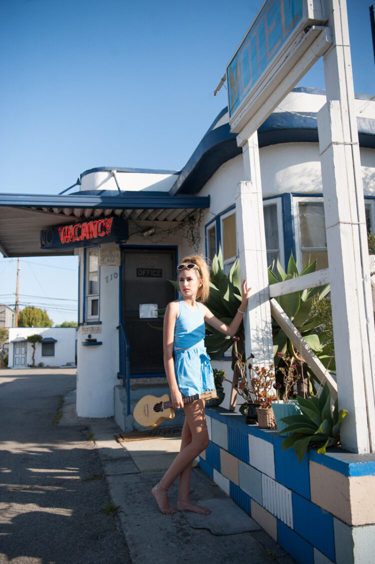 trinity rose feet 6
