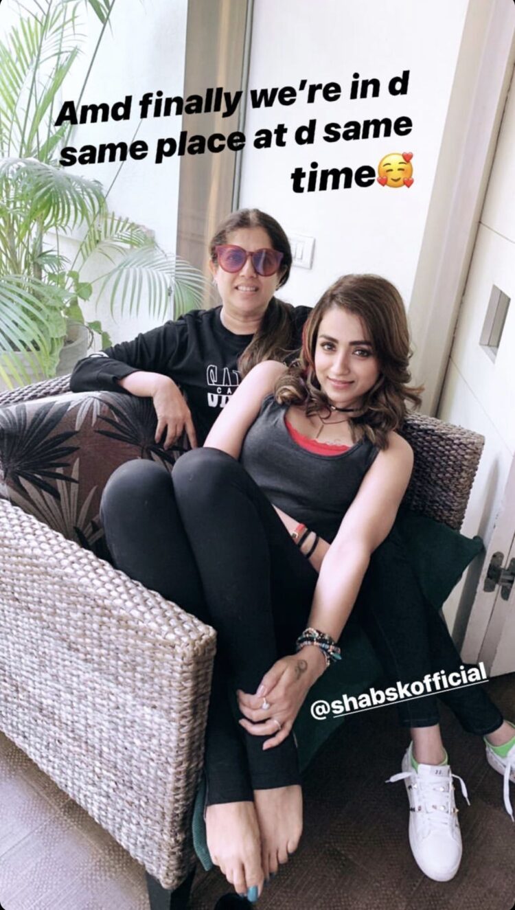 trisha krishnan feet 6