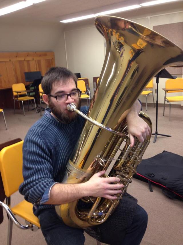 tuba sark feet 1