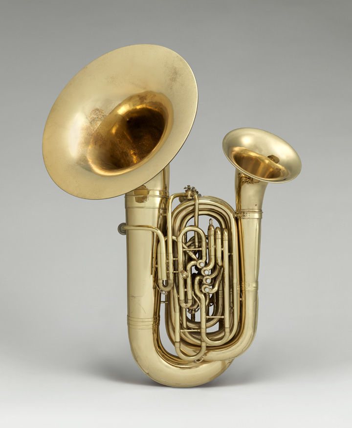 tuba sark feet 3