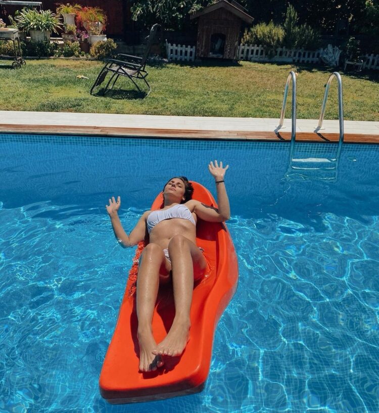 tugce melis demir feet 3