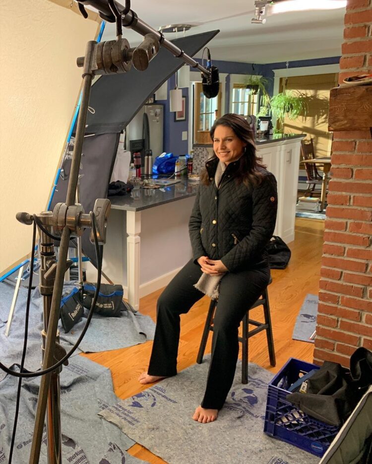 tulsi gabbard feet 4