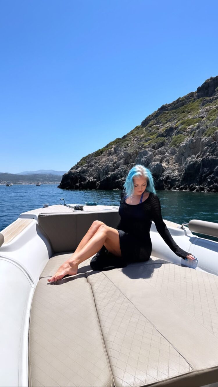 tuuli oikarinen feet 5