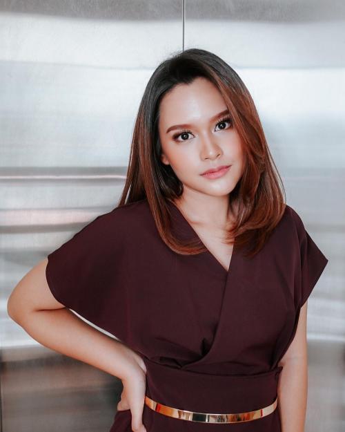 twinda rarasati feet 6