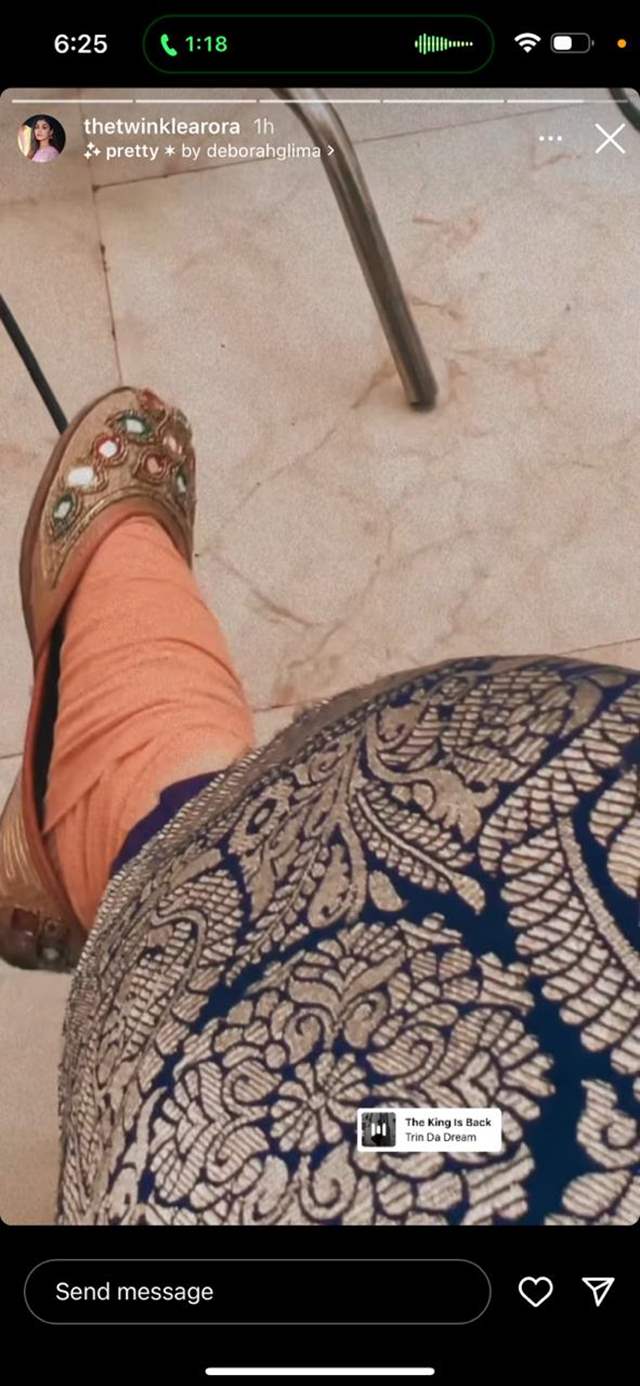 twinkle arora feet