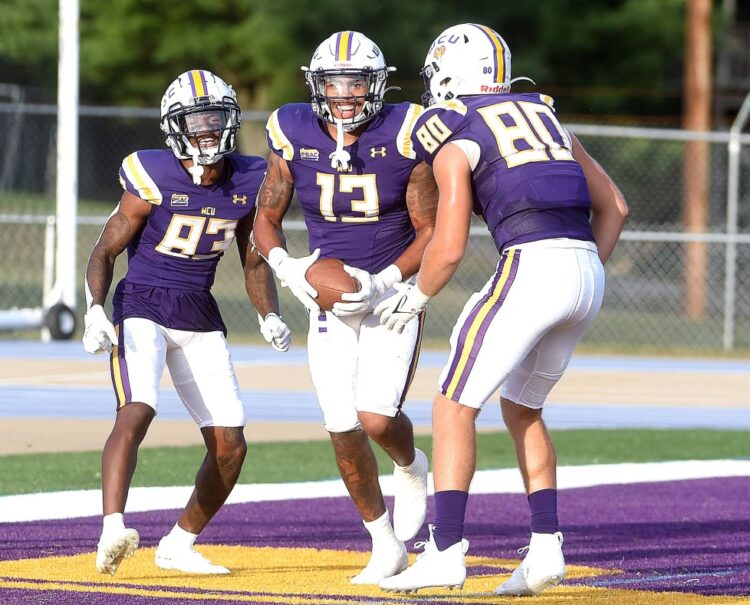 tylar mckenzie feet 4