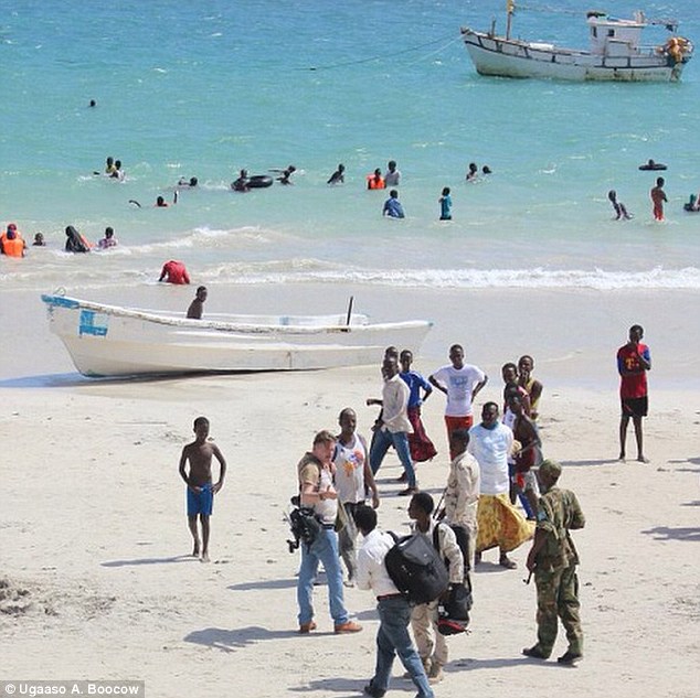 ugaaso abukar boocow feet 5