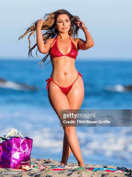 uldouz wallace feet 6