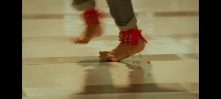 ulka gupta feet 1