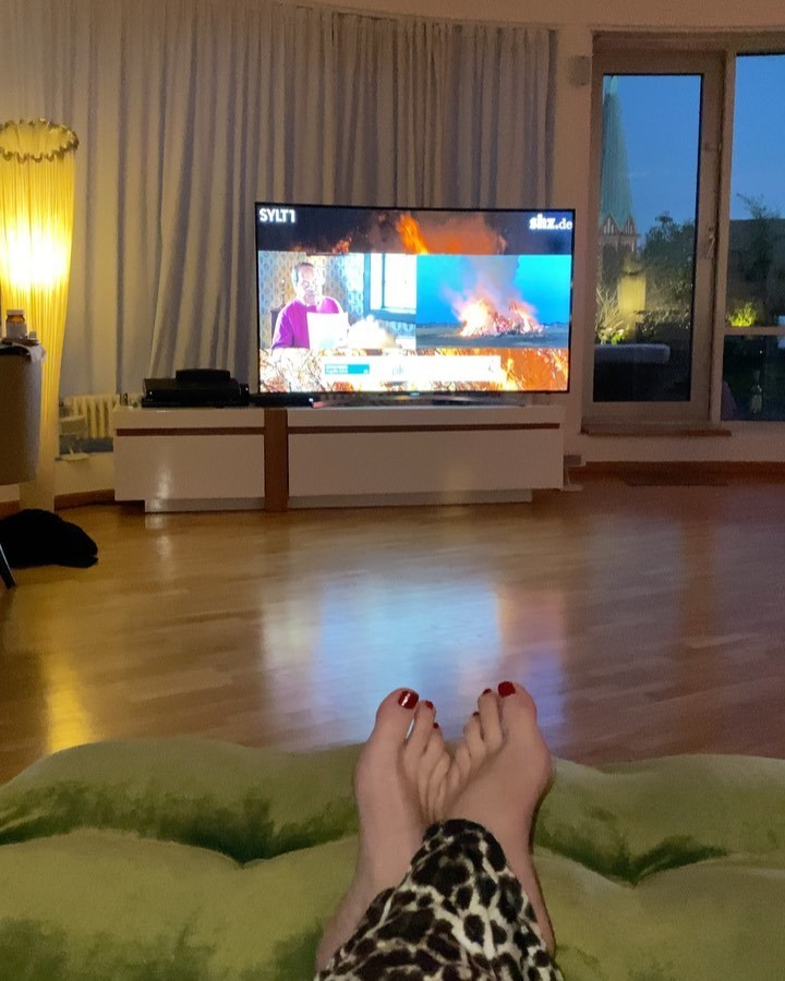 ulla kockambrink feet 1