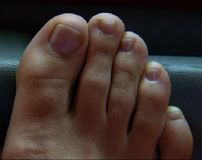 uma thurman feet 4