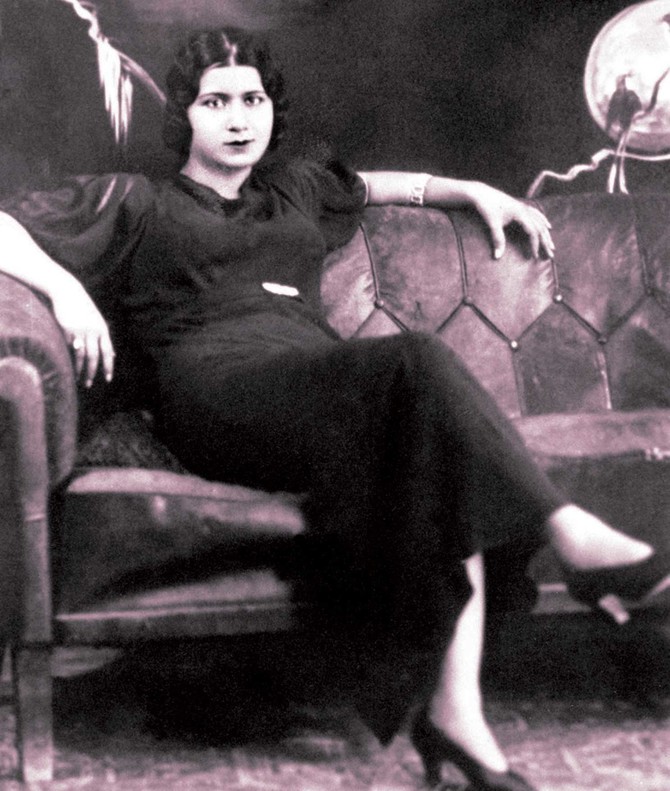 umm kulthum feet 5