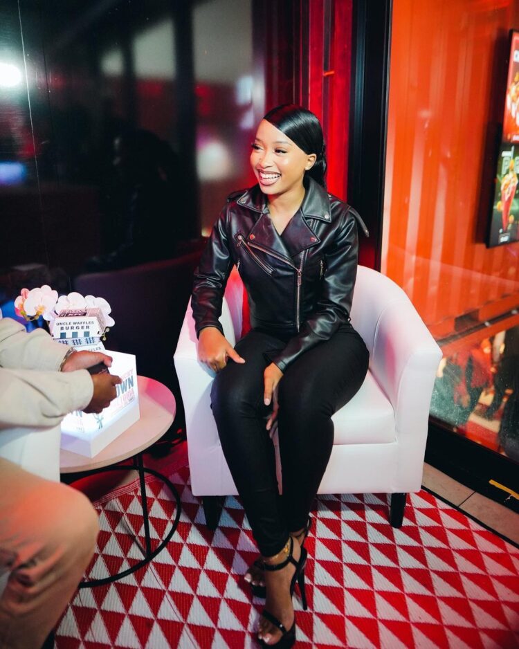 uncle waffles feet 6